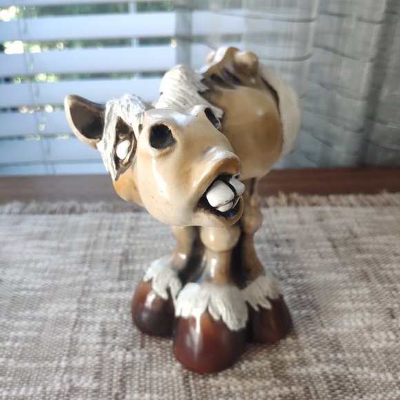 VTG John Raya Buster the Bay Horse Beasties of the Kingdom 1987 - Picture 3 of 12